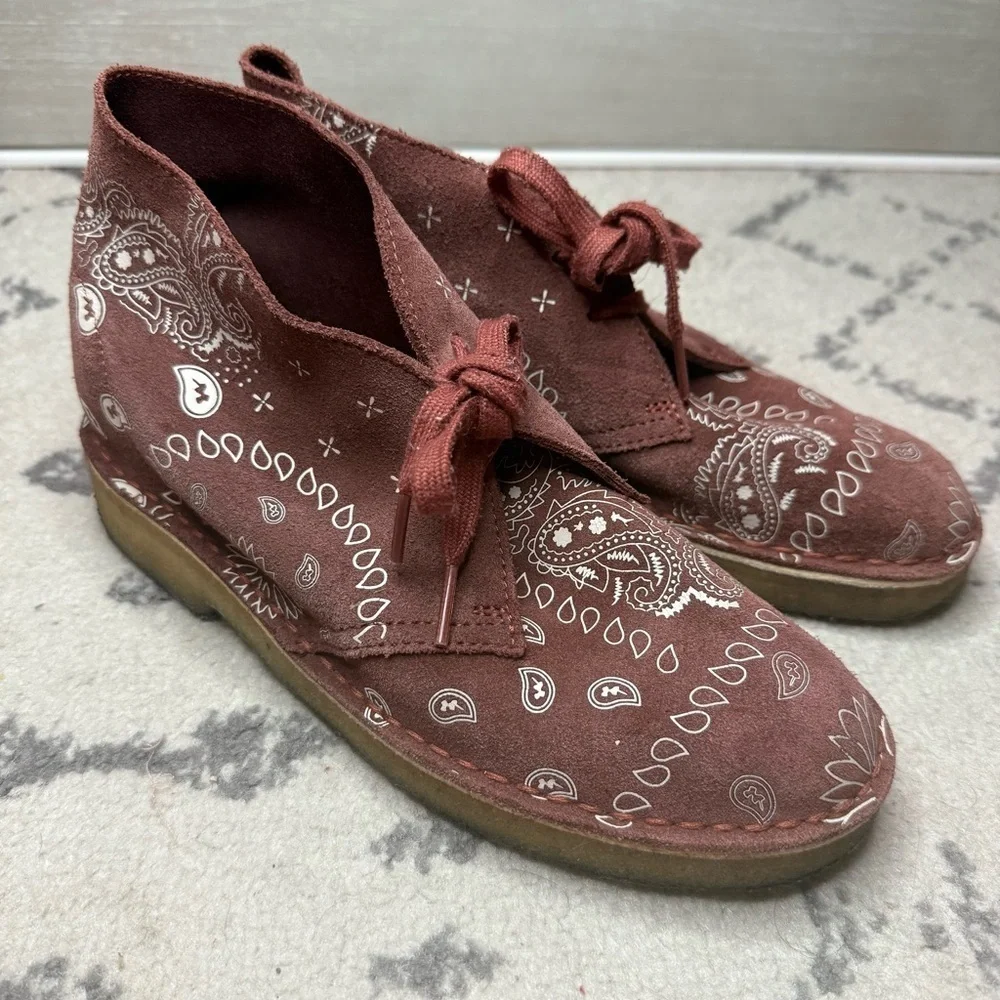 CLARKS Original Paisley Boho Desert Boot in Brick Red